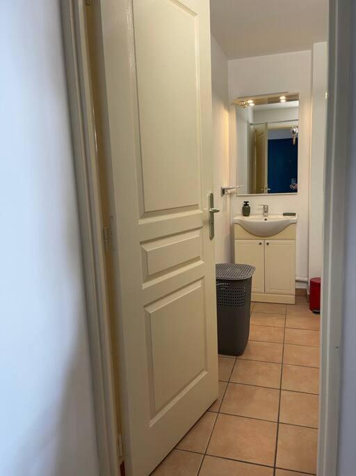 Immense Studio 51 Jusqu'A 4 Personnes Avec Vue Mer Saint-Denis Exterior foto